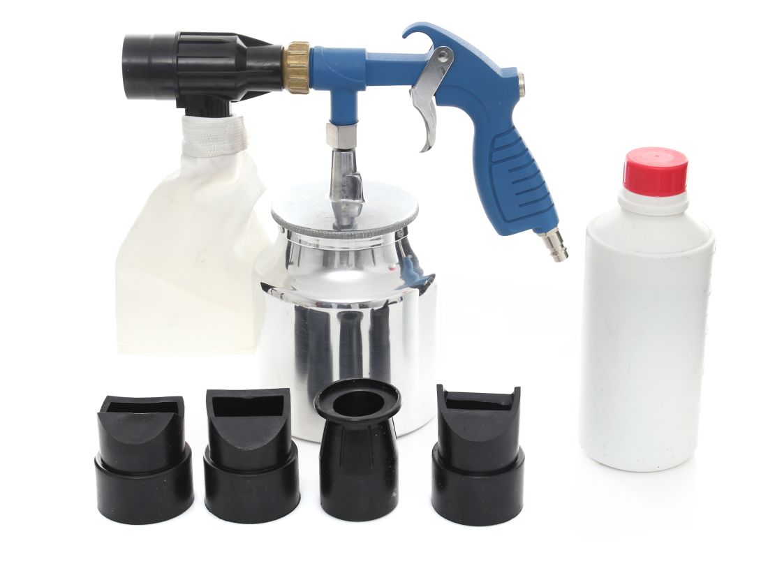 Pískovačka, pistole na pískování s odsáváním 2kg abraziva TA1358